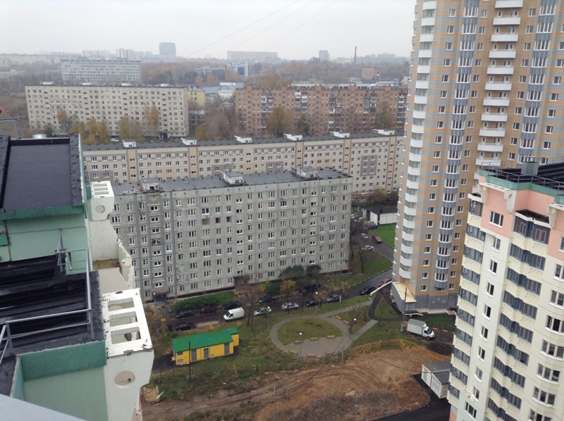 Вид с крыши дома Нагатино-Садовники, мкр.1, корпус 29А (Нагатинская набережная, д. 10, корп. 3) Октябрь 2013 года